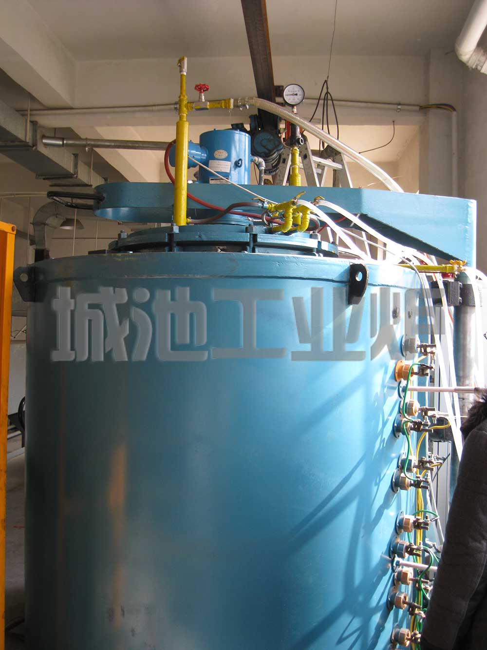 井式真空光亮退火炉1000